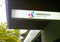 GREENWICHの看板